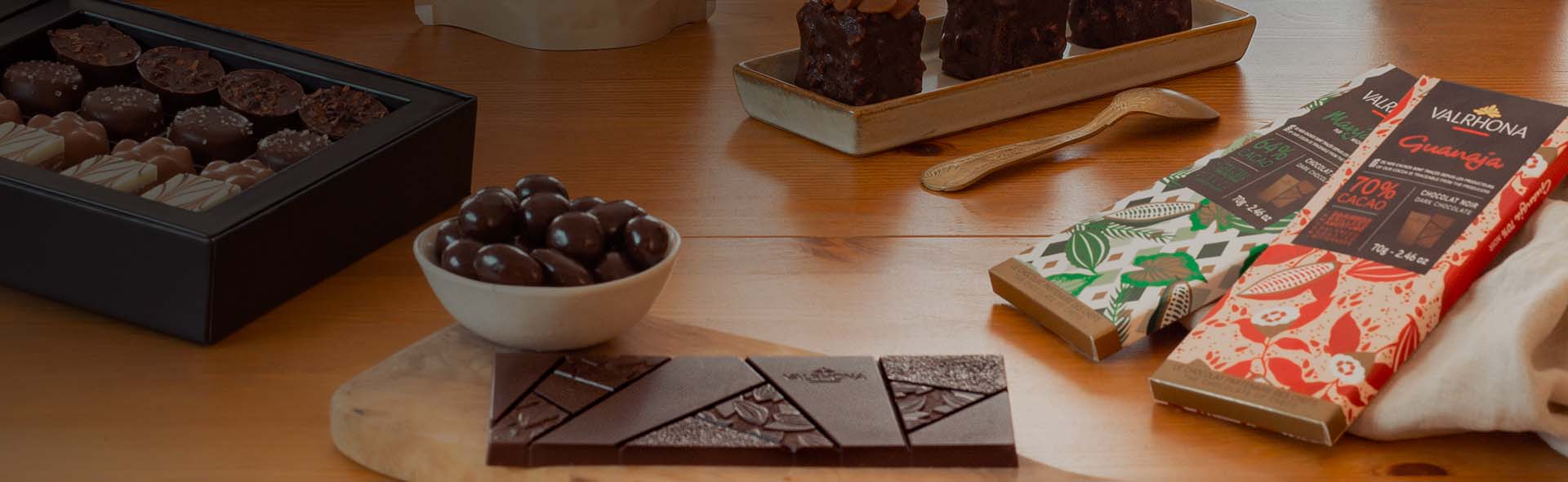 Les Instants Dégustation - coffret cadeau de chocolats Valrhona