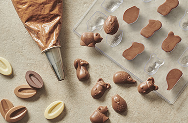 Quel chocolat choisir pour réaliser vos moulages de Pâques ?